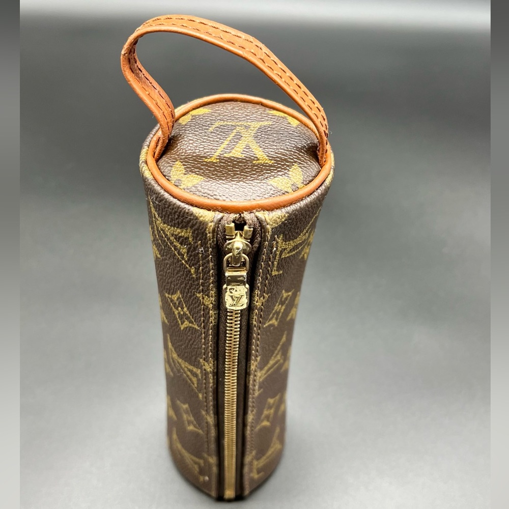 Louis Vuitton Monogram Trousse Ronde - Picture 5 of 7